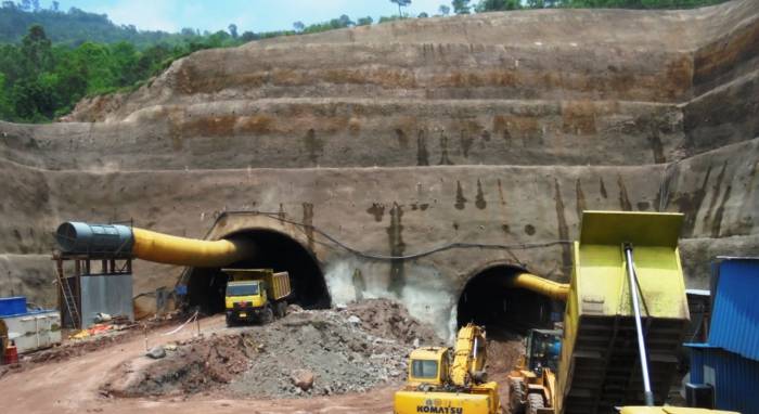TUNNELS DE L'AUTOROUTE KIRATPUR - NER CHOWK 